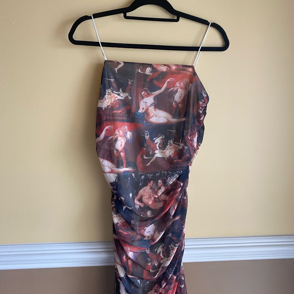 Cathedral wall printed dress